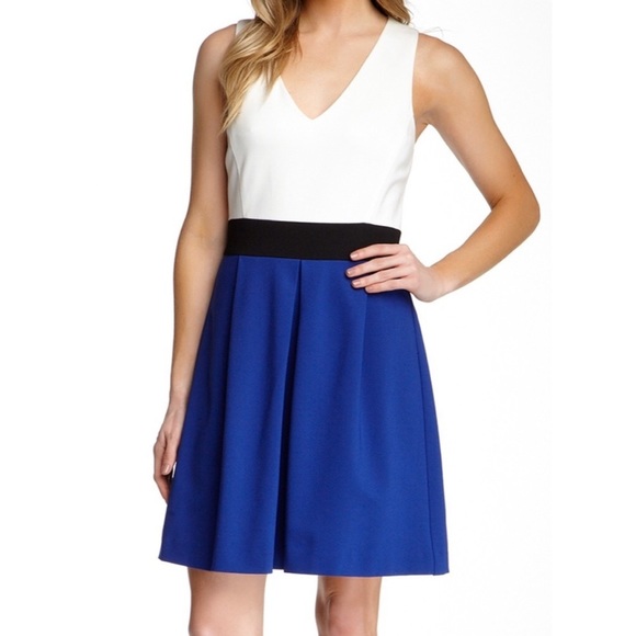 Trina Turk Dresses & Skirts - Trina Turk Araceli Colorblock Ponte Skater Dress S